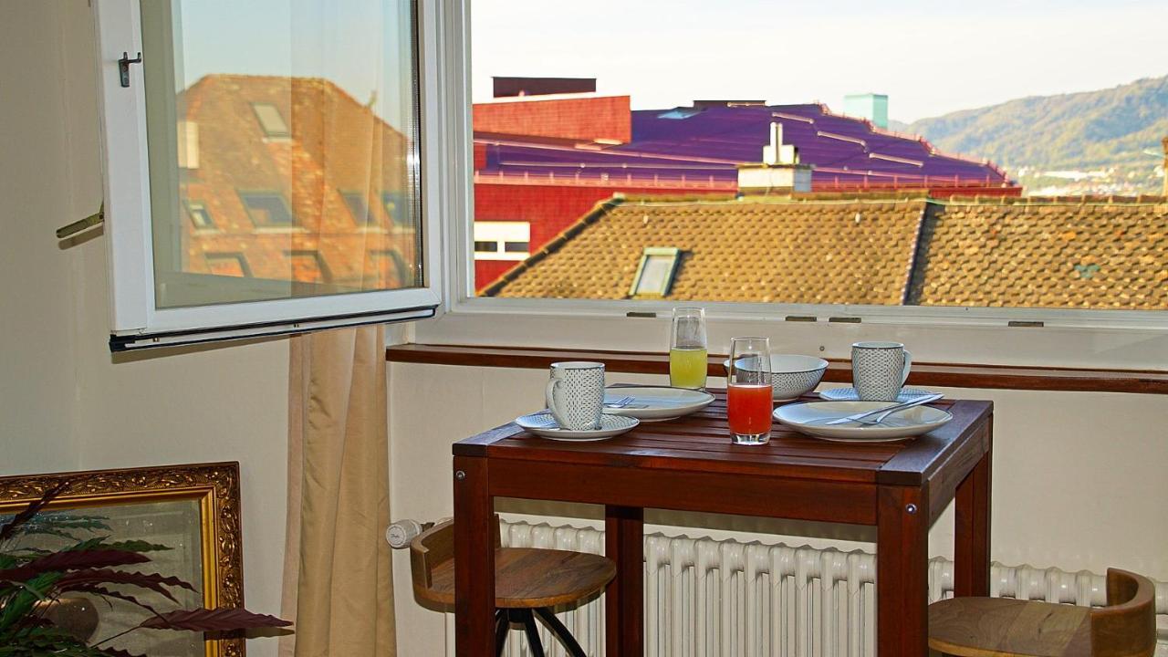 Helvetia 2 Zimmer Apartment Mit Parkplatz Zurich Ngoại thất bức ảnh