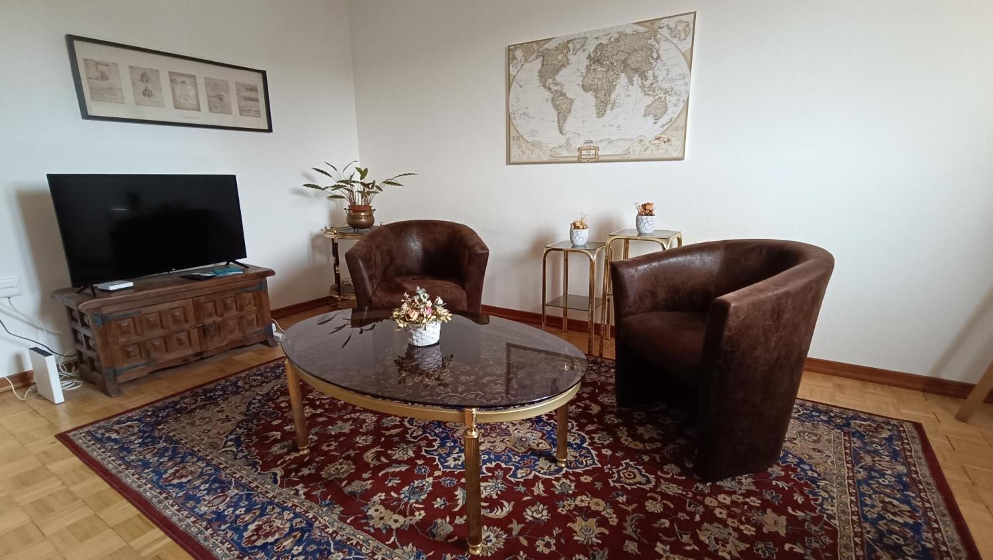 Helvetia 2 Zimmer Apartment Mit Parkplatz Zurich Ngoại thất bức ảnh