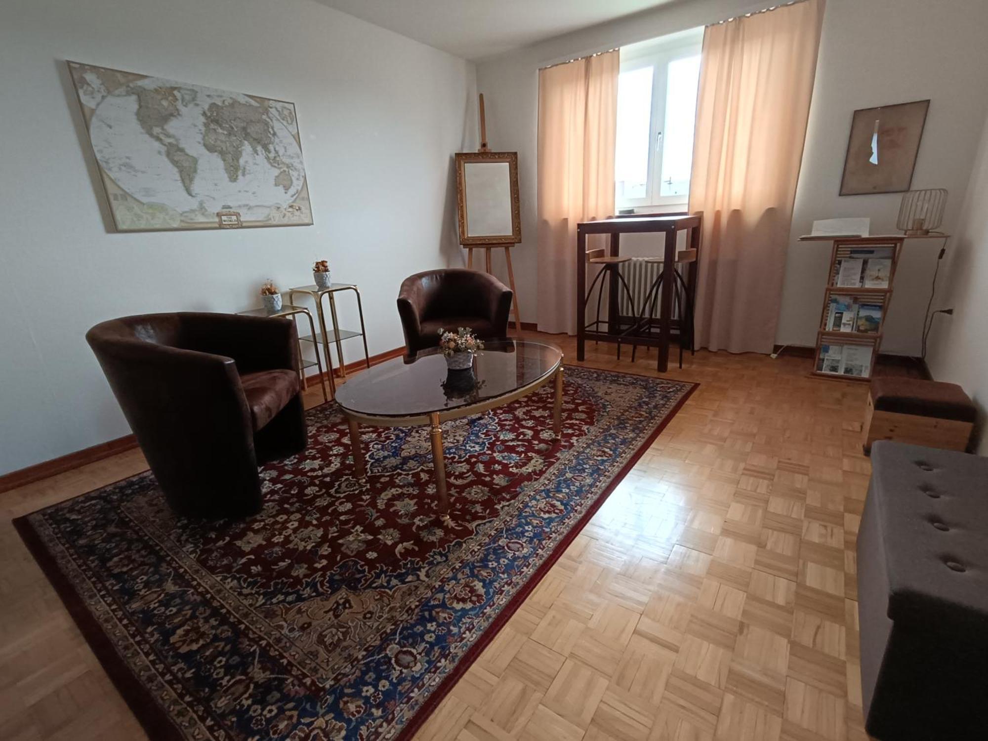 Helvetia 2 Zimmer Apartment Mit Parkplatz Zurich Ngoại thất bức ảnh